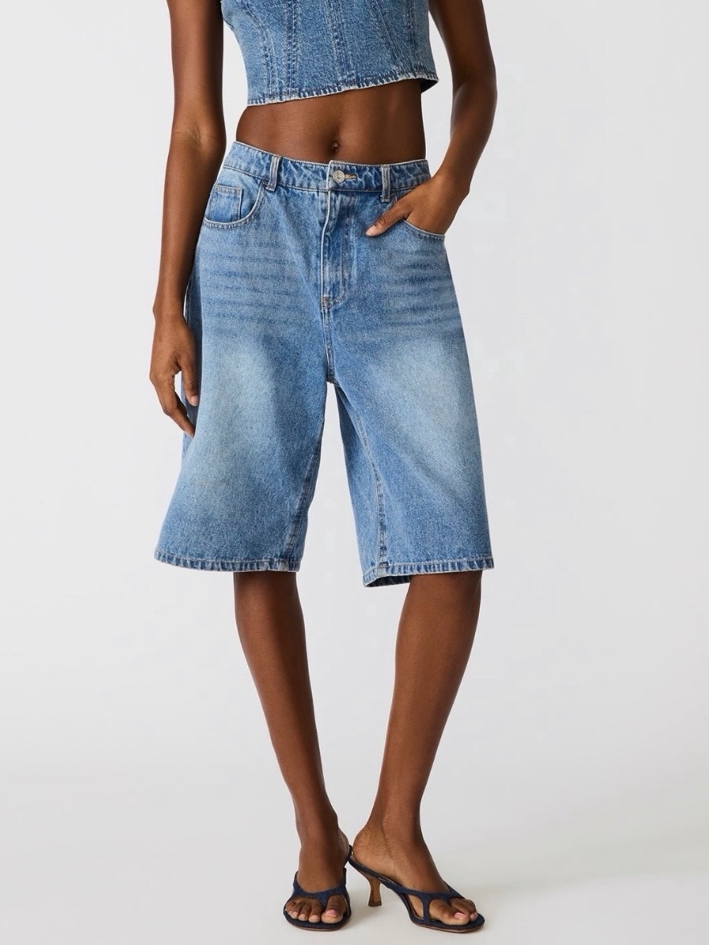 Madden Girl Blue Denim Knee-Length Shorts (Jorts) Size 3